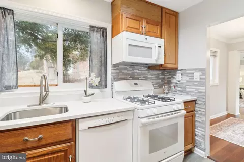 7102 Catlett St, Springfield, VA 22151 photo 18