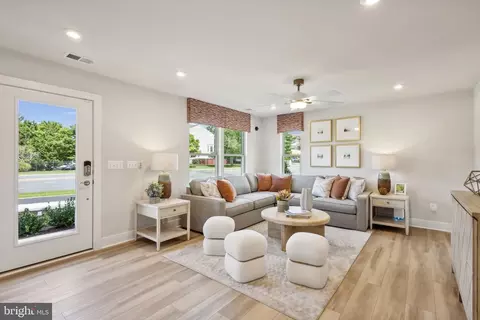 1161 Herndon Pkwy, Herndon, VA 20170