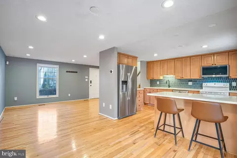 Other - 10812 Split Oak Ln, Burke, VA 22015 photo 1 of 5