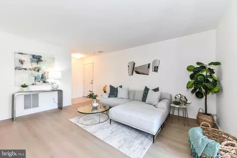 1783 Jonathan Way #1783-A, Reston, VA 20190 photo 3