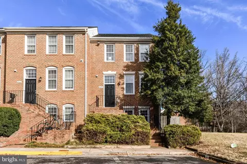 9628 Sutton Green Ct, Vienna, VA 22181