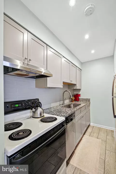 8114 K Colony Point Rd #243, Springfield, VA 22152 photo 11