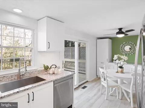 11758 Bayfield Ct, Reston, VA 20194 photo 6