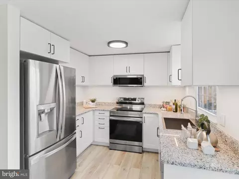 11758 Bayfield Ct, Reston, VA 20194 photo 8