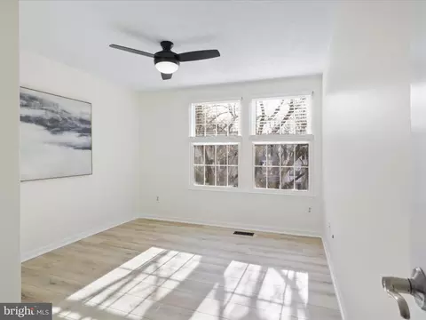 11758 Bayfield Ct, Reston, VA 20194 photo 17