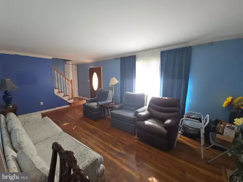 5511 Callander Dr, Springfield, VA 22151 photo 3