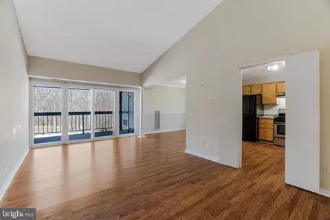 11804 Breton Ct #32C, Reston, VA 20191