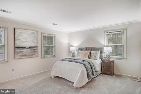 10708 Midsummer Dr, Reston, VA 20191 photo 16