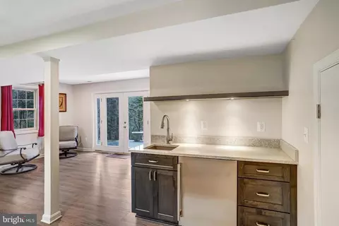 10708 Midsummer Dr, Reston, VA 20191 photo 28