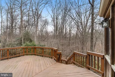 10708 Midsummer Dr, Reston, VA 20191 photo 33