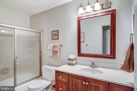 10708 Midsummer Dr, Reston, VA 20191 photo 23