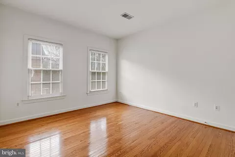 1646 Colonial Hills Dr, Mclean, VA 22102 photo 23