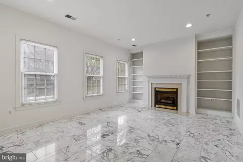 1646 Colonial Hills Dr, Mclean, VA 22102 photo 6