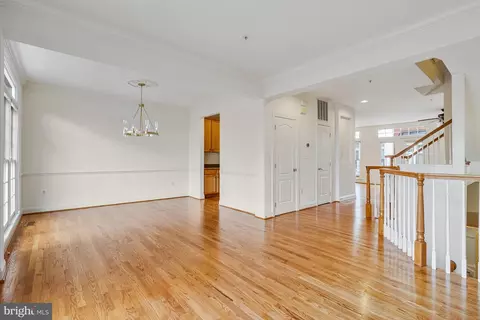 1646 Colonial Hills Dr, Mclean, VA 22102 photo 10