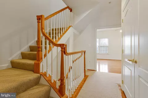 1646 Colonial Hills Dr, Mclean, VA 22102 photo 26