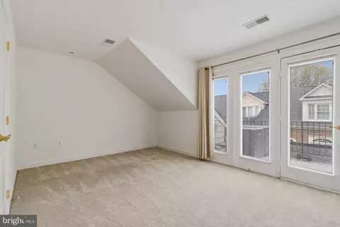1646 Colonial Hills Dr, Mclean, VA 22102 photo 30