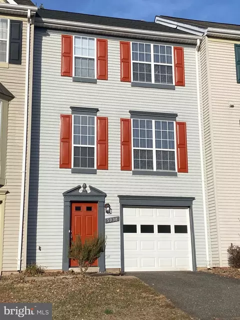 5938 Baron Kent Ln, Centreville, VA 20120