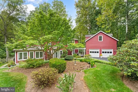 11003 Kilkeel, Oakton, VA 22124