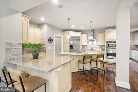 Kitchen - 7534 Red Hill Dr, Springfield, VA 22153 photo 6 of 6