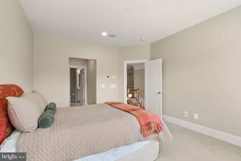 Bedroom - 7534 Red Hill Dr, Springfield, VA 22153 photo 5 of 10