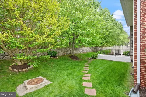 Exterior - 7534 Red Hill Dr, Springfield, VA 22153 photo 10 of 10