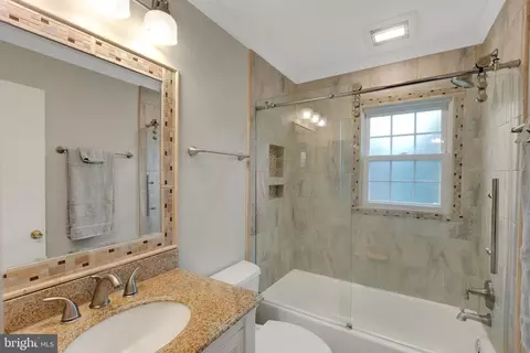 Bath - 6120 Windward Dr, Burke, VA 22015 photo 3 of 3