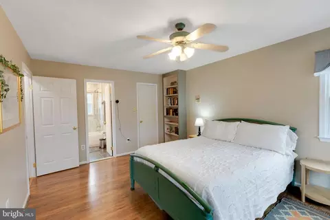 Bedroom - 6120 Windward Dr, Burke, VA 22015 photo 3 of 3