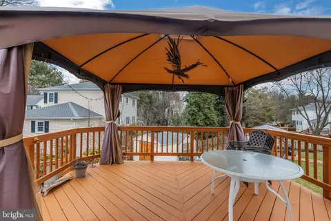 Exterior - 6120 Windward Dr, Burke, VA 22015 photo 6 of 19