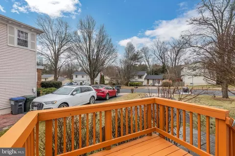 Exterior - 6120 Windward Dr, Burke, VA 22015 photo 16 of 19