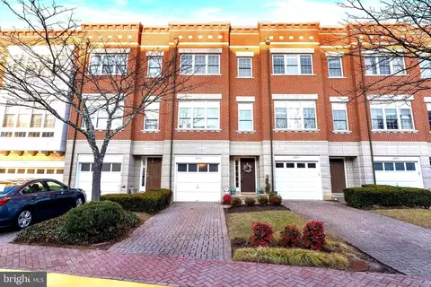 12075 Chancery Station Cir, Reston, VA 20190