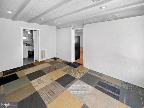 5503 Inverchapel Rd, Springfield, VA 22151 photo 20