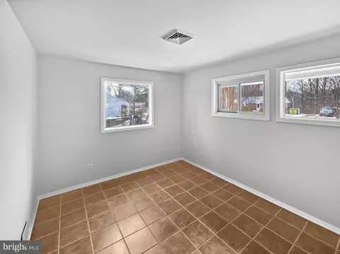 5503 Inverchapel Rd, Springfield, VA 22151 photo 28