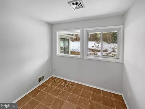 5503 Inverchapel Rd, Springfield, VA 22151 photo 31