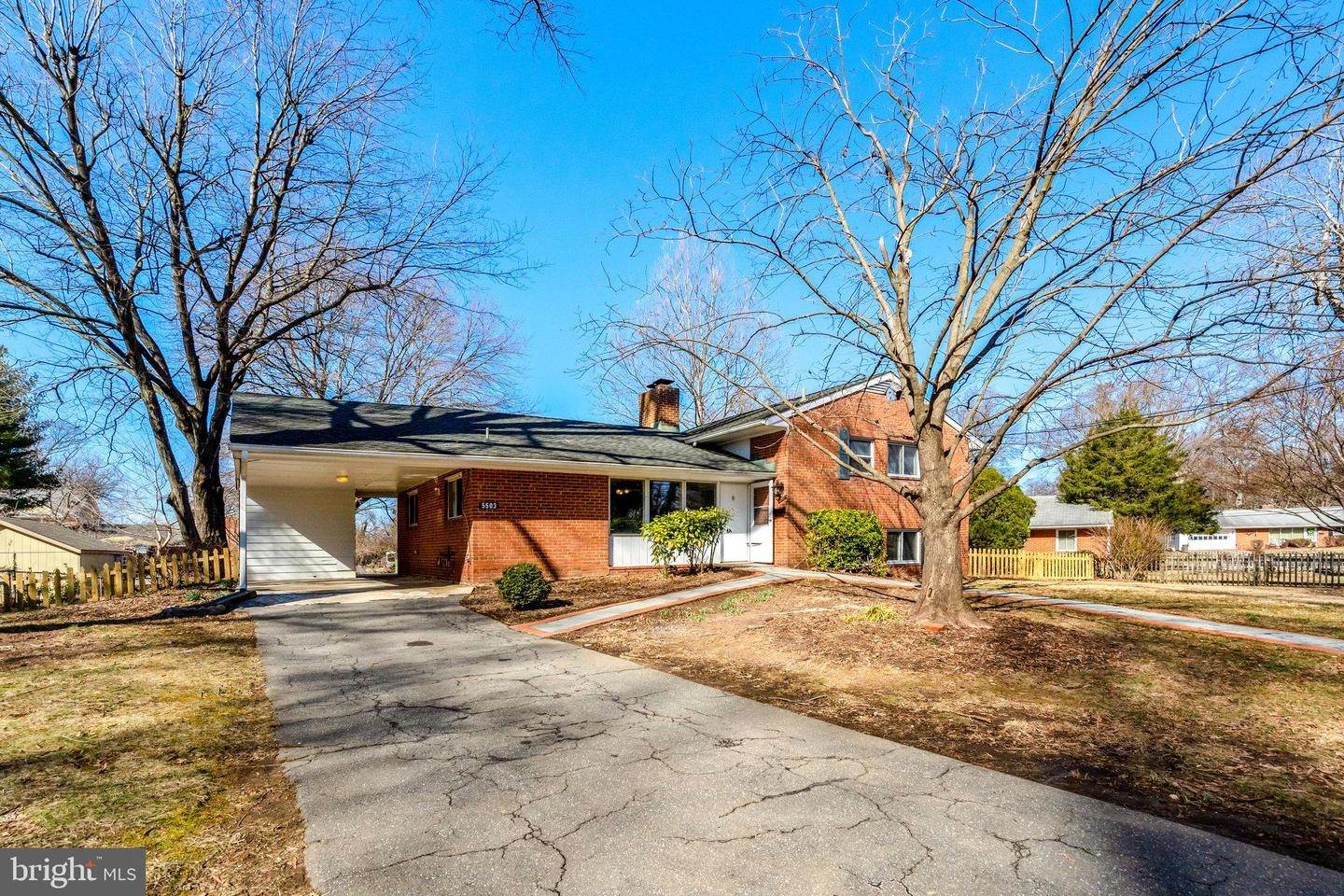 Exterior - 5503 Hinton St, Springfield, VA 22151 photo 3 of 6