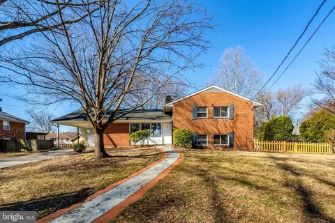 5503 Hinton St, Springfield, VA 22151