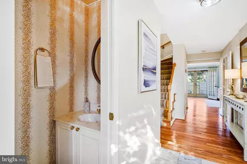 7346 Eldorado St, Mclean, VA 22102 photo 15