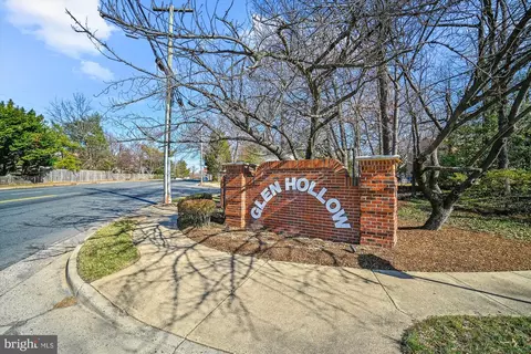 7258 Glen Hollow Ct #2, Annandale, VA 22003
