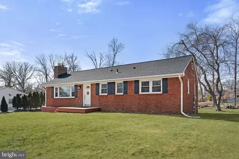 Exterior - 6408 Zekan Ln, Springfield, VA 22150 photo 2 of 21