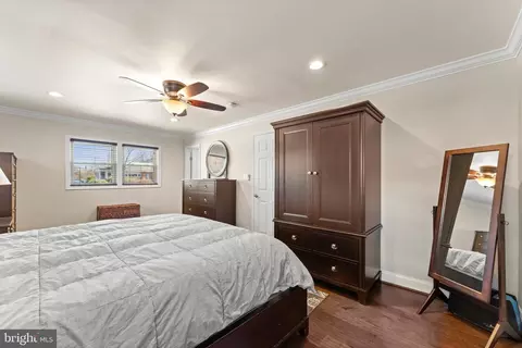 Bedroom - 6408 Zekan Ln, Springfield, VA 22150 photo 4 of 7