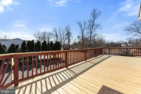 Exterior - 6408 Zekan Ln, Springfield, VA 22150 photo 5 of 21