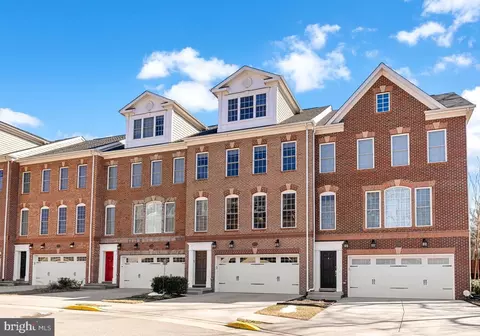 7899 Carbondale Way, Springfield, VA 22153