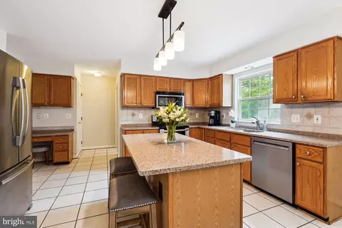 6848 Tiddle Way, Lorton, VA 22079 photo 9