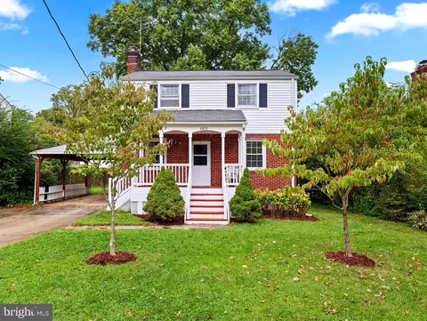 6810 Jefferson Ave, Falls Church, VA 22042