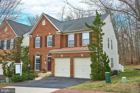 Exterior - 9881 E Hill Dr, Lorton, VA 22079 photo 8 of 9