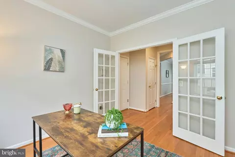 Entry Way - 9881 E Hill Dr, Lorton, VA 22079 photo 4 of 4