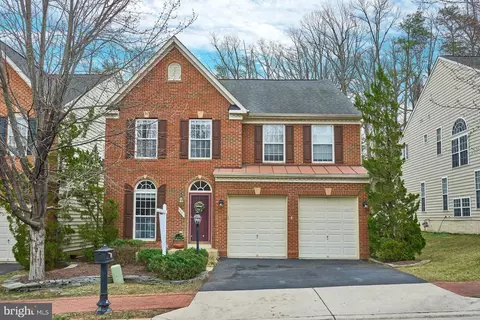 9881 E Hill Dr, Lorton, VA 22079