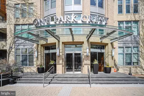 8220 Crestwood Heights Dr #1310, Mclean, VA 22102