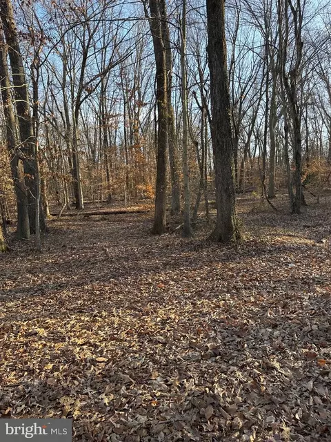 10623 Old Colchester Rd, Lorton, VA 22079