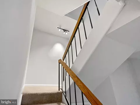 11736 Decade Ct, Reston, VA 20191 photo 20