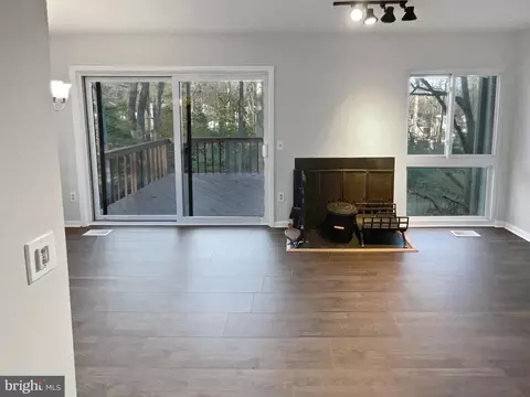 11736 Decade Ct, Reston, VA 20191 photo 32